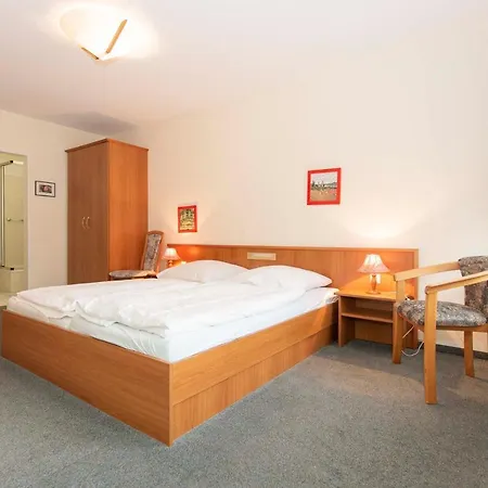 Trafalgar 355 Apartment *